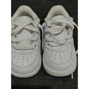 Unisex Baby Nike Air Force 1 Sneakers Size 4C - White